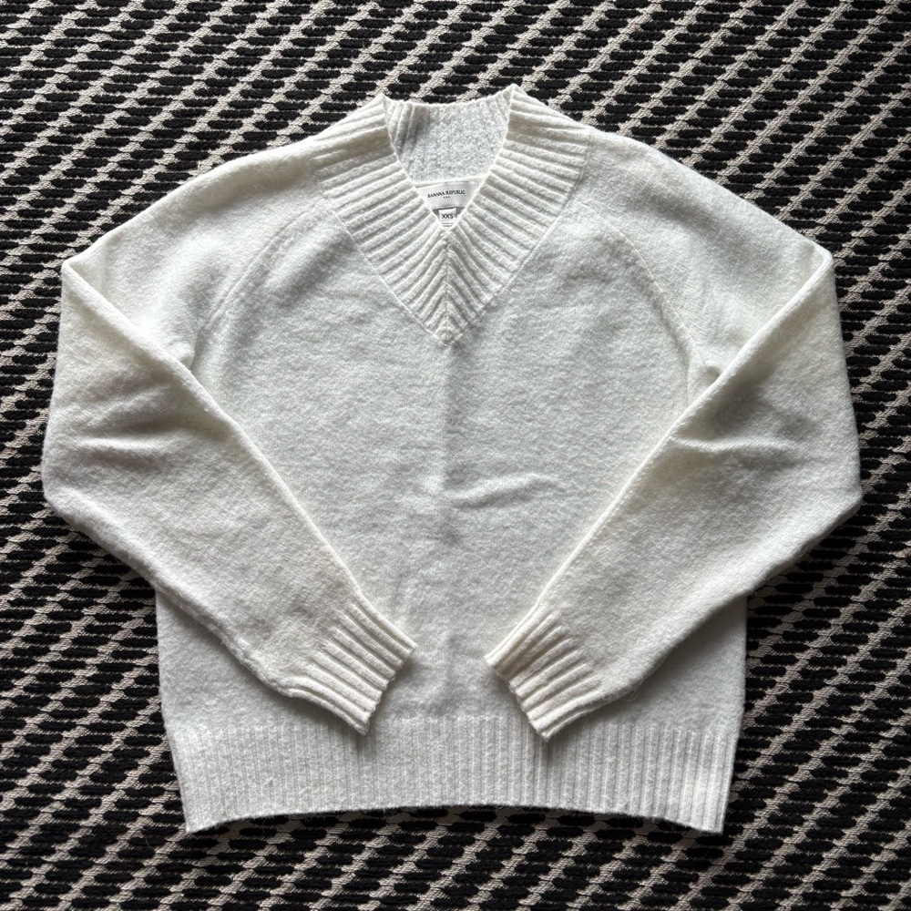 Banana Republic Soft White Knit Sweater